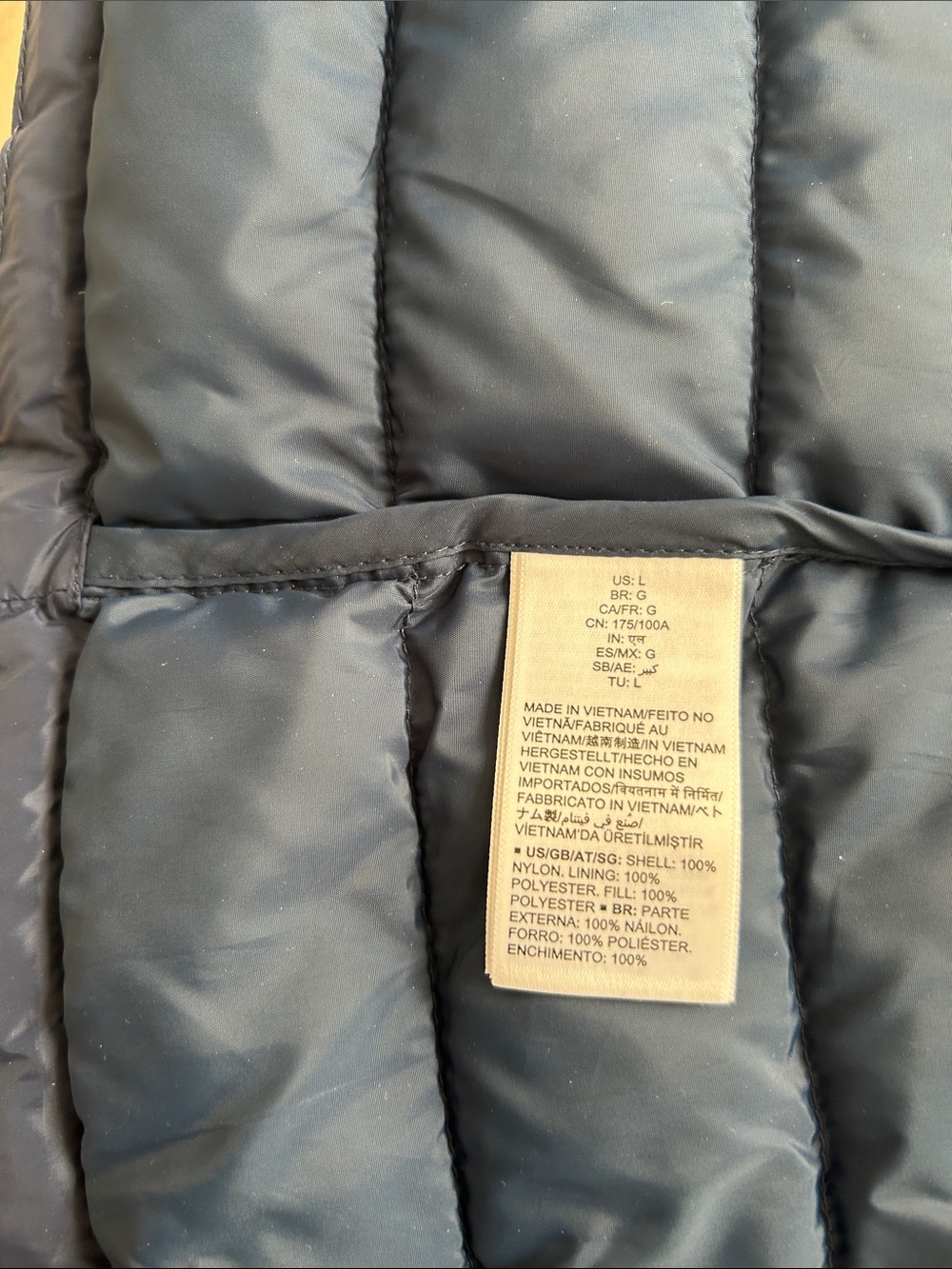 Amazon Essentials Women's Hooded Quilted Puffer Jacket in Navy Blue, Size L, EUC - Picture 5 of 10